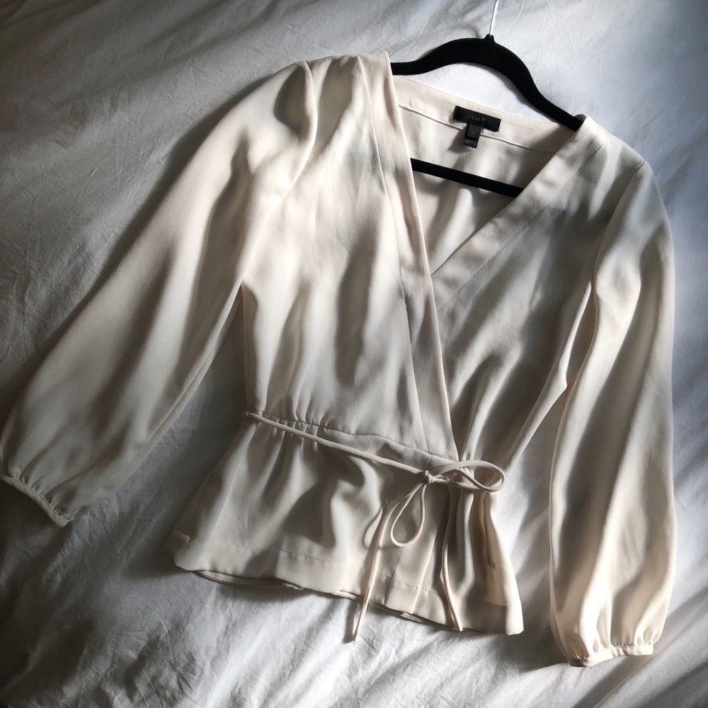 🤩 3/$13 J. Crew Peplum Top